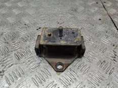 Подушка двигателя Mitsubishi L200 2011 MR992670 KB4T 4D56U, передняя