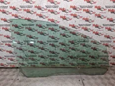 Стекло двери Ford Focus 2009 1342624 CB4 SHDC; HWDA; HWDB; SHDA; SHDB, переднее правое