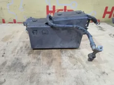 Блок предохранителей Ford Focus 2009 1223183 CB4 SHDC; HWDA; HWDB; SHDA; SHDB