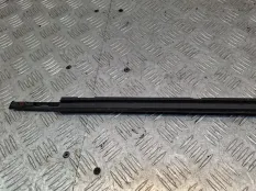 Молдинг на дверь Toyota RAV4 2004 7571142030 ACA20 1CDFTV, передний правый
