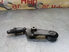 Ролик натяжной Toyota Avensis 2006 1662022012 ADT251 1ZZFE