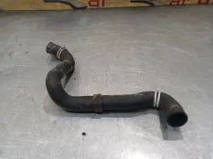 Патрубок системы охлаждения Ford Focus 2009 3M5H8260BK CB4 SHDC; HWDA; HWDB; SHDA; SHDB