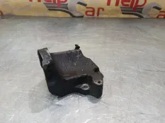 Кронштейн двигателя опорный Lexus is220 2009 1232526020 ALE20 2ADFHV, левый
