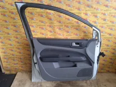 Дверь Ford Focus 2010 1530170 CB4 SHDC; HWDA; HWDB; SHDA; SHDB, передняя левая