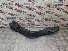 Патрубок воздушный Ford Focus 2010 7M519E635AD CB4 SHDC; HWDA; HWDB; SHDA; SHDB