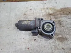Мотор раздаточной коробки Land Rover Range Rover 2005 IGH500040 L322 448 PN (JAGUAR)