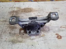Подушка двигателя Ford Focus 2010 1811464 CB4 SHDC; HWDA; HWDB; SHDA; SHDB, правая