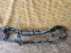 Рамка радиатора Ford Focus 2010 1675180 CB4 SHDC; HWDA; HWDB; SHDA; SHDB