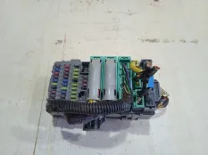 Блок предохранителей Honda CR-V 2008 38200SWAE92 RE5 R20A2