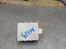 Блок управления дверьми Toyota Avensis 2003 8974105050 ADT251 1ZZFE