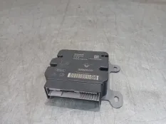 Блок управления аирбаг Renault Duster 2014 985106190R K4M