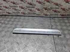 Накладка на порог Toyota RAV4 2006 6791142030 ACA30 1AZFE, передняя правая