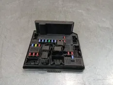 Блок предохранителей Nissan Qashqai 2011 284B7BB01B J10 HR16DE