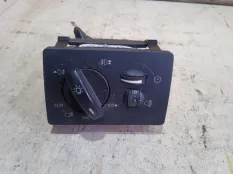 Блок управления светом Ford Focus 2010 1471868 CB4 SHDC; HWDA; HWDB; SHDA; SHDB