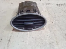 Дефлектор Ford Focus 2010 1677036 CB4 SHDC; HWDA; HWDB; SHDA; SHDB