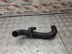 Патрубок системы охлаждения Nissan Juke 2011 215031KC1A YF15 HR16DE