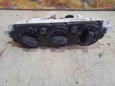 Блок управления климат-контролем Ford Focus 2010 7M5T19980AB CB4 SHDC; HWDA; HWDB; SHDA; SHDB