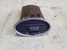 Дефлектор Ford Focus 2010 1677036 CB4 SHDC; HWDA; HWDB; SHDA; SHDB