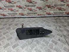 Блок кнопок Toyota RAV4 2006 8482052270 ACA30 2ADFHV, передний правый