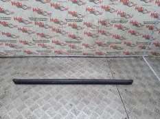 Молдинг стекла Renault Duster 2014 8200760256 K4M, передний левый