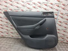 Обшивка двери Toyota Avensis 2003 6702005130B0 ADT251 1ZZFE, задняя левая
