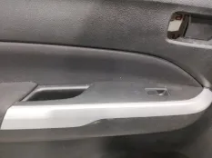 Обшивка двери Suzuki Vitara 2015 8372054P40AN5 LY M16A, передняя левая