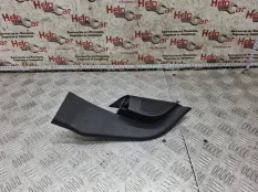 Уголок двери Ford Focus 2010 1382435 CB4 SHDC; HWDA; HWDB; SHDA; SHDB, передний левый
