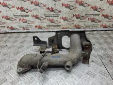 Патрубок интеркулера Mazda CX-7 2010 R2AX13330A ER R2AA