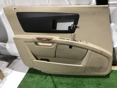 Обшивка двери Cadillac SRX 2006 25773149 2004 -2009 LH2, передняя левая