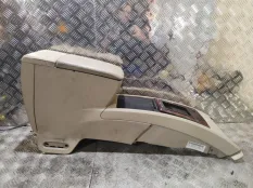 Подлокотник Cadillac SRX 2006 89039974 2004 -2009 LH2