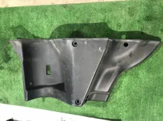 Накладка на стойку Land Rover Freelander 2005 ERD102341 L314 25K4F, задняя правая