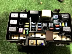 Блок предохранителей Volkswagen Passat 2008 3C0937125 3C5 BKP
