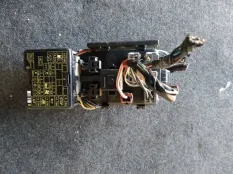 Блок предохранителей Mitsubishi Pajero Sport 2002 MR409898 K96 6G72