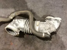 Патрубок воздушный VOLVO S40 I 306208042 B4204S2