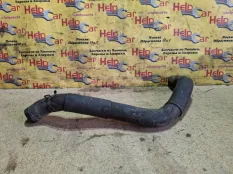 Патрубок системы охлаждения Mitsubishi Pajero 2006 MR404872 V98W 4M41