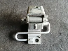 Петля двери Volkswagen TOUAREG 2006 7L0831411 7L BAC, передняя левая