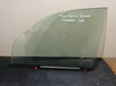 Стекло двери Toyota RAV4 2005 6810242120 ACA20 1CDFTV, переднее левое