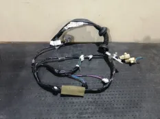 Проводка двери Toyota RAV4 2005 8215242600 ACA20 1CDFTV, передняя левая