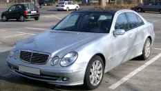 Обшивка двери Mercedes-Benz E240 2006 A21173006709C52 W211 M112913, задняя правая