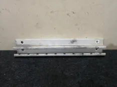 Кронштейн Nissan Navara 2007 93390EB000 D40 YD25DDTI
