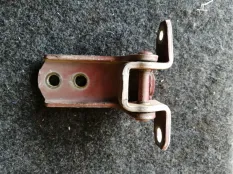 Петля двери Suzuki Grand Vitara 2005 6932065J00 TD54 J20A, передняя правая