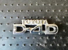 Эмблема Toyota RAV4 2005 7535142010 ACA20 1CDFTV