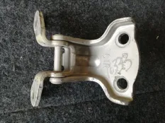 Петля двери Chevrolet Captiva 2007 96623964 C100 Z24SED, задняя левая