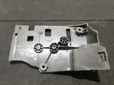 Площадка под АКБ Land Rover Discovery 2006 DWM500031 L319 276DDT