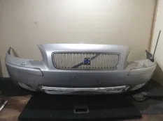 Бампер VOLVO V70 2003 08693340, передний