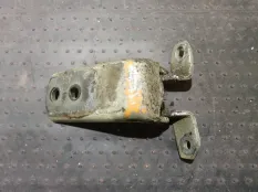 Петля двери Suzuki Grand Vitara 2009 6932065J00 TD44 F9QB, передняя левая