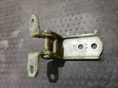 Петля двери Suzuki Grand Vitara 2009 6931065J00 TD44 F9QB, передняя правая