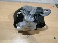 Ремень безопасности Mitsubishi L200 2006 KB4T 4D56U