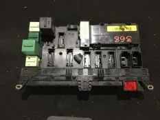 Блок предохранителей Land Rover Range Rover 2004 YPP000020 L322 M62B44