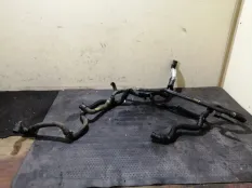 Патрубок системы охлаждения Peugeot 407 2006 1323J0 UHZ